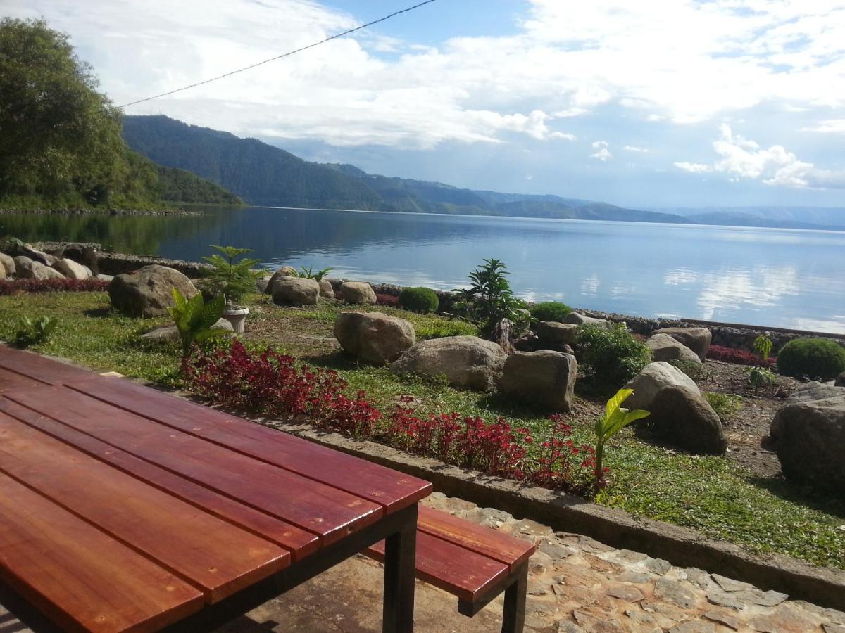 Pondok Berata Dapdap Balige Exterior foto