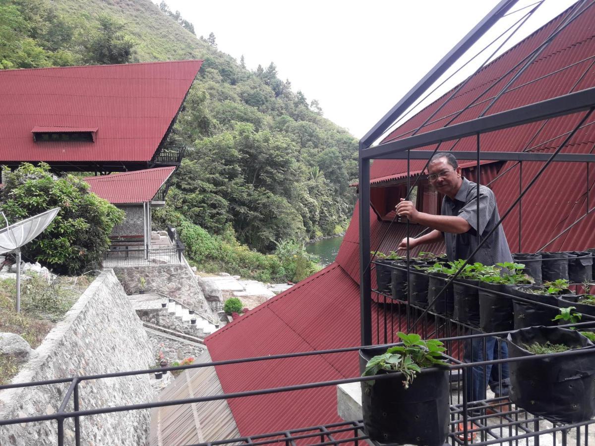 Pondok Berata Dapdap Balige Exterior foto