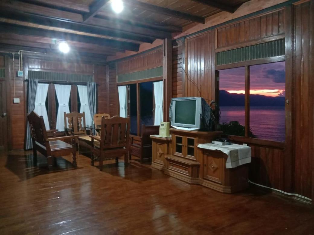 Pondok Berata Dapdap Balige Exterior foto