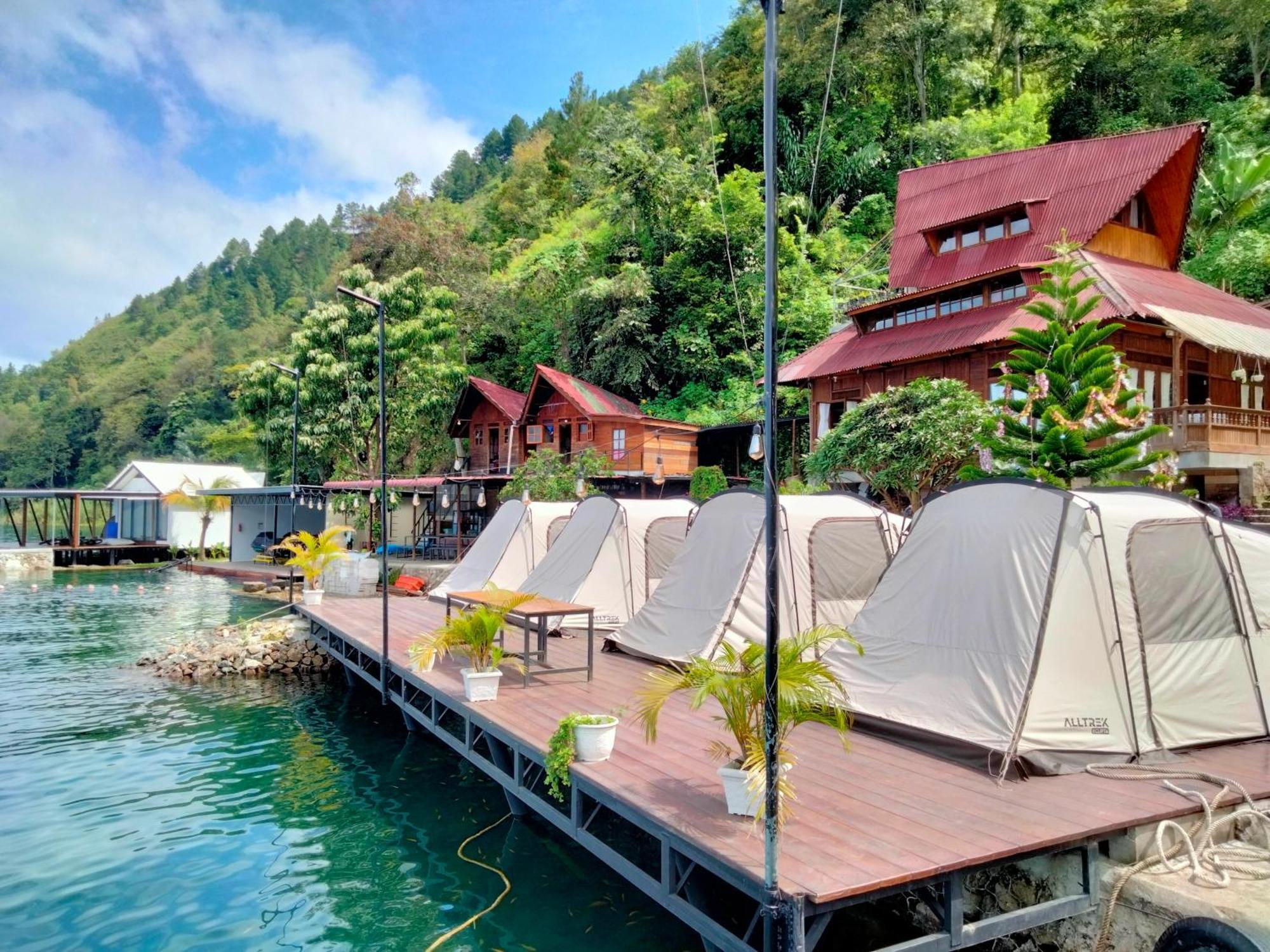 Pondok Berata Dapdap Balige Exterior foto