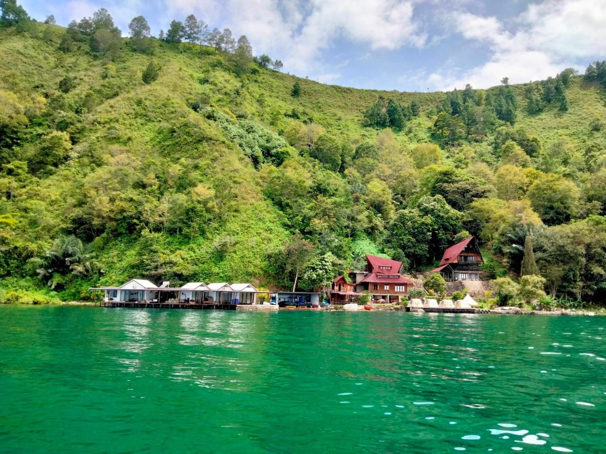 Pondok Berata Dapdap Balige Exterior foto